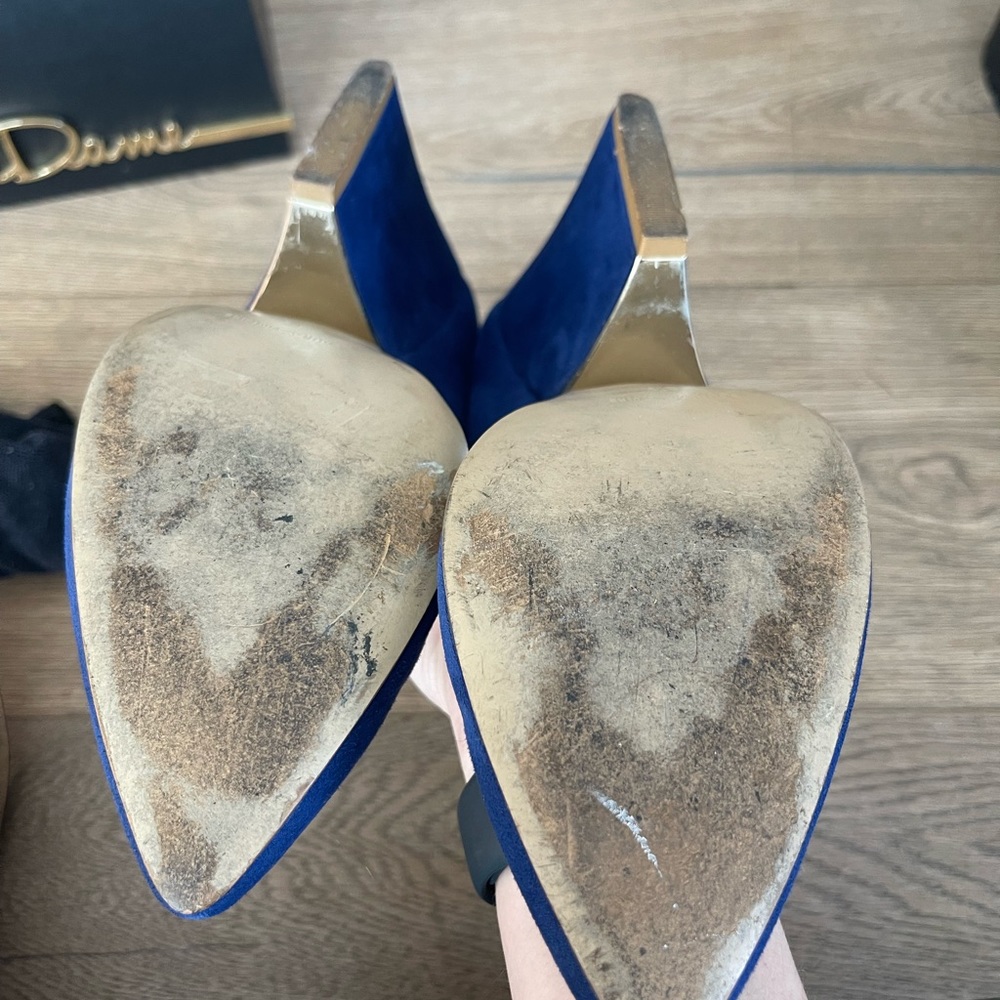 Blue Suede heels from Pour la Victoire! - Picture 3 of 9